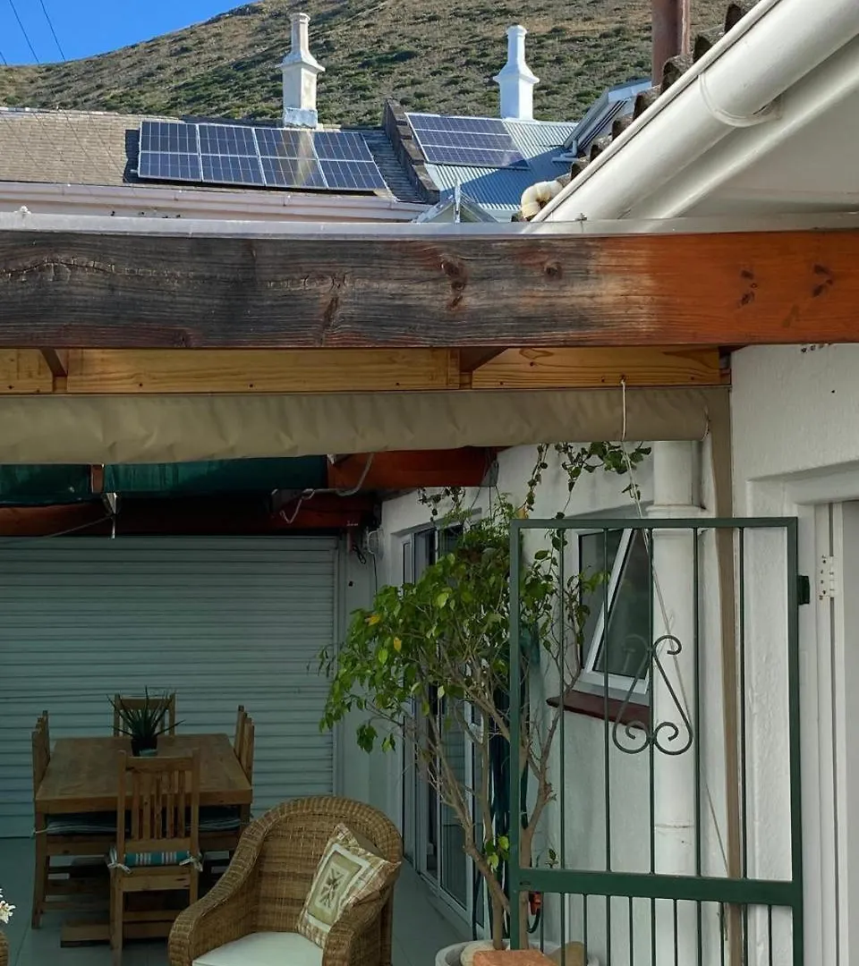Braeside 12 Daire Cape Town