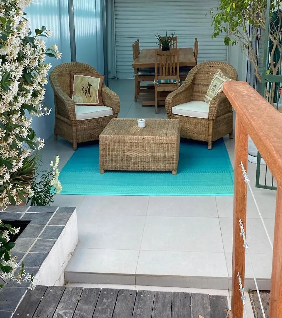 Braeside 12 Daire Cape Town