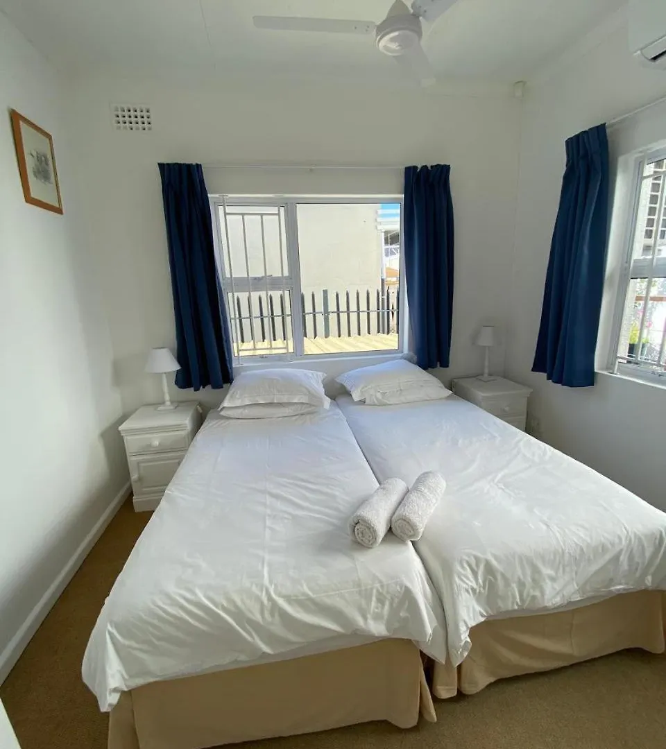 Braeside 12 Daire Cape Town
